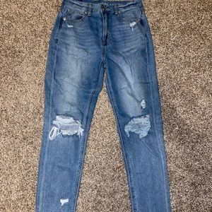 American Eagle Mom Jean